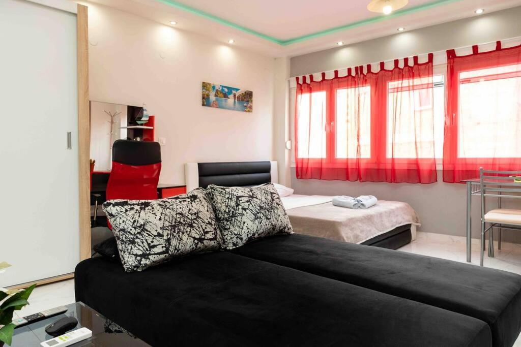 Luxury Studio In Downtown Thessaloniki Exterior photo